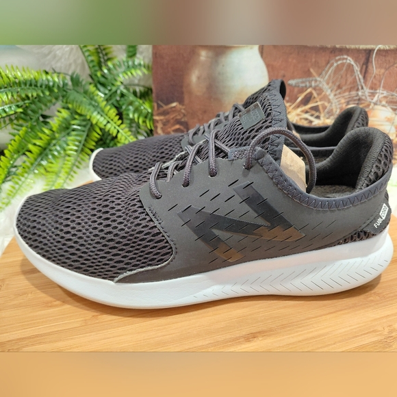 New Balance Fuel Core Coast V3 Black Mesh Athletic Shoes Womens - Picture 10 of 10